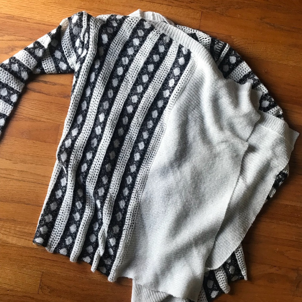 New Bobeau Sweater size M - Picture 2 of 7